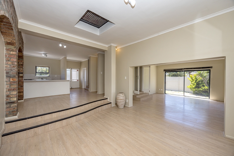 4 Bedroom Property for Sale in Blouberg Sands Western Cape